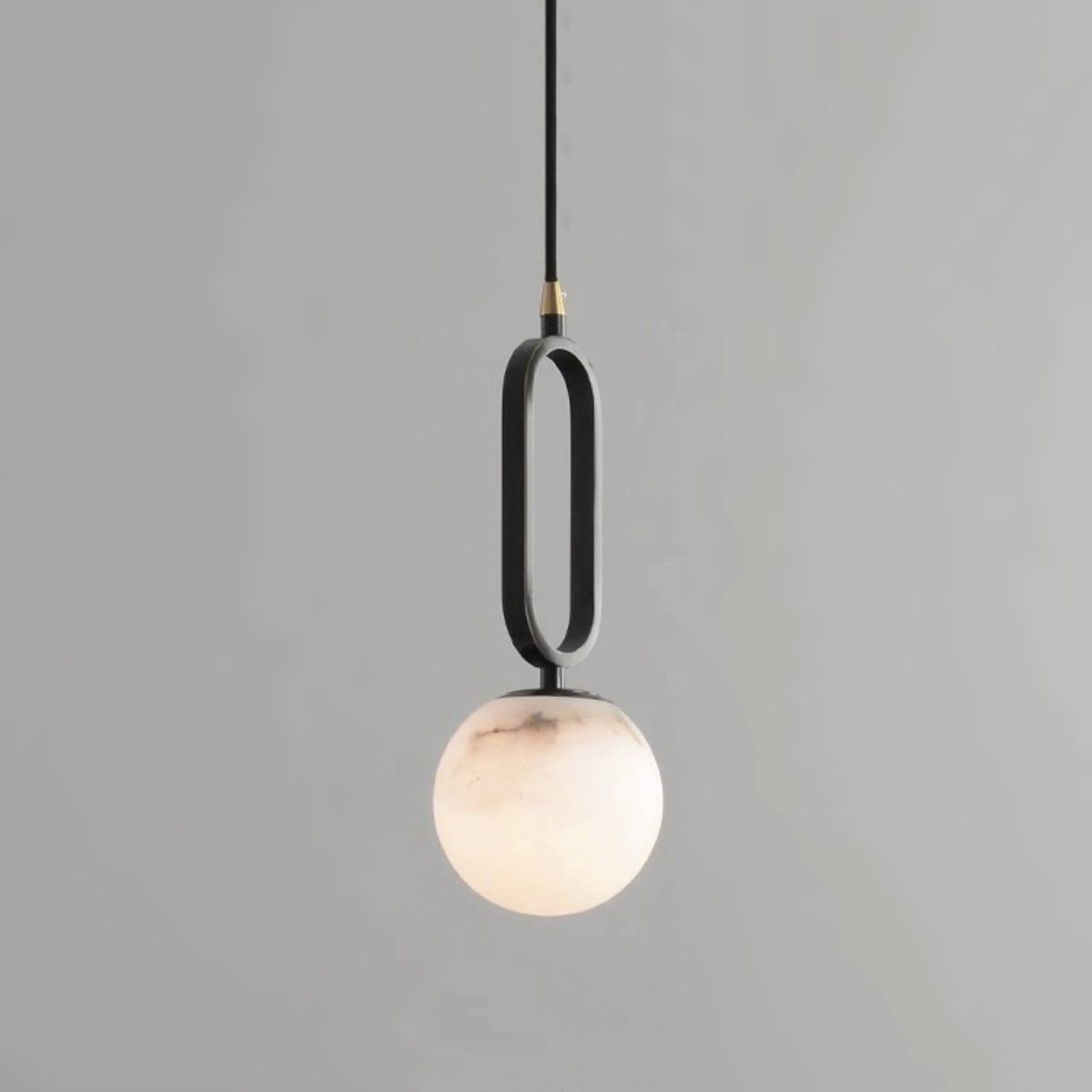 Illuminez votre Intérieur avec L'élégante Alabaster Oval Ring Hängeleuchte