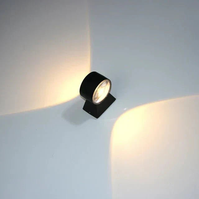 Lampe de Jardin en Aluminium Résistante à L'eau pour Illuminer avec Amour