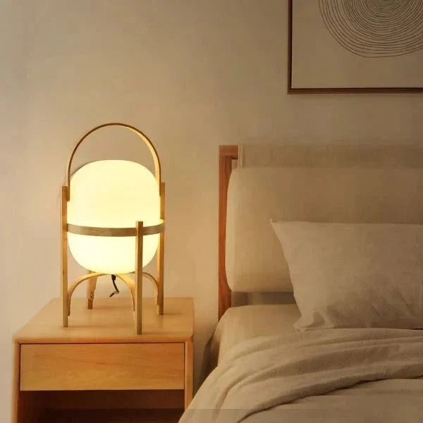 Cesta : une Lumière Chaleureuse Mit Ihrem Charme Artistique des Années 60