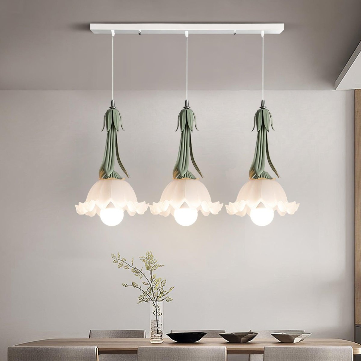Éclairez votre Espace avec la Hängelampe Mit Blumenmotiv élégante