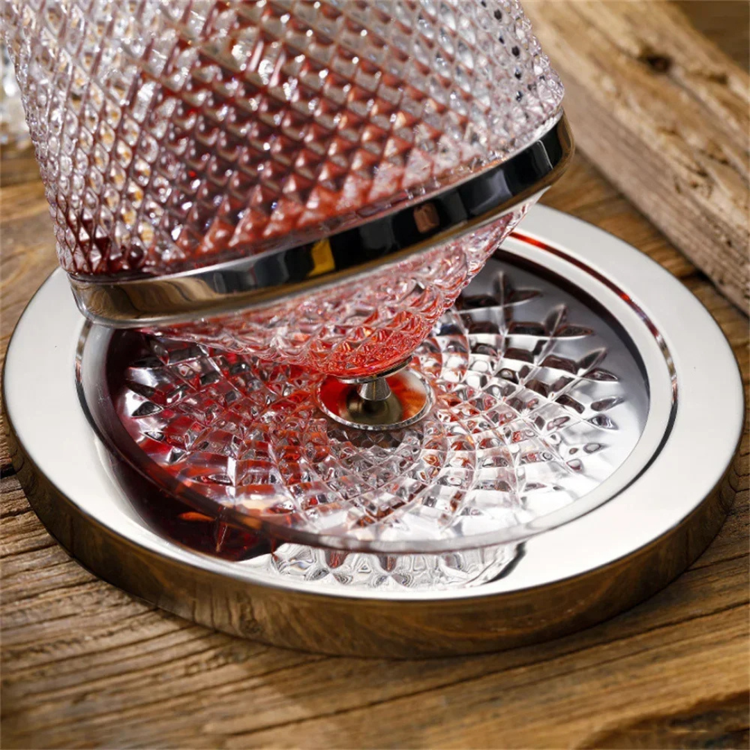 Cristal decanter avec accents en argent, parfait pour chaque amateur de vin Kristall Spin