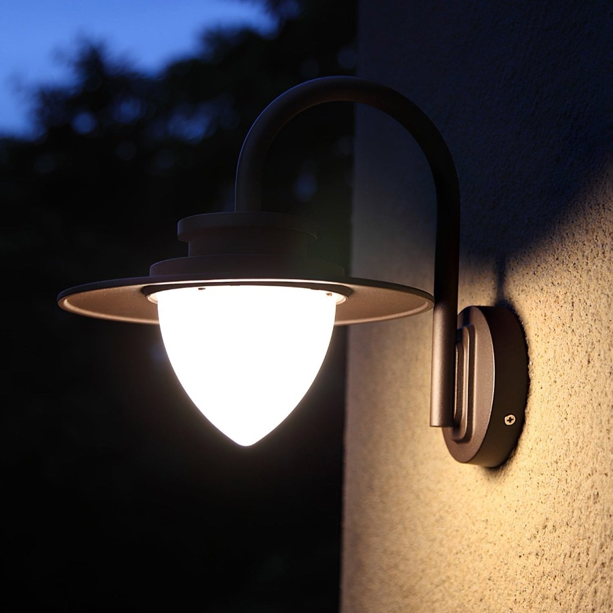 Illuminez votre Extérieur avec la Dennenappel Buitenwandlamp élégante