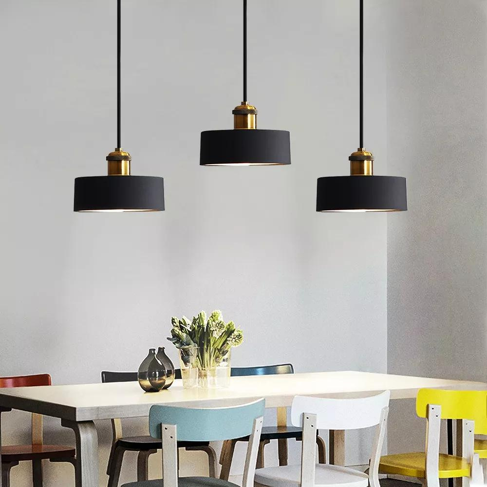 Pendant lights noirs et or, verfijnde scandi deckenlampe en métal et résine