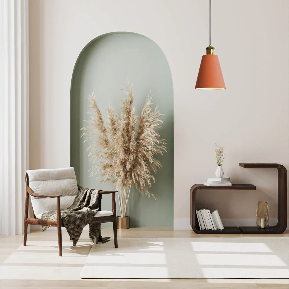 Image d’un intérieur moderne avec verfijnde scandi deckenlampe en métal et résine