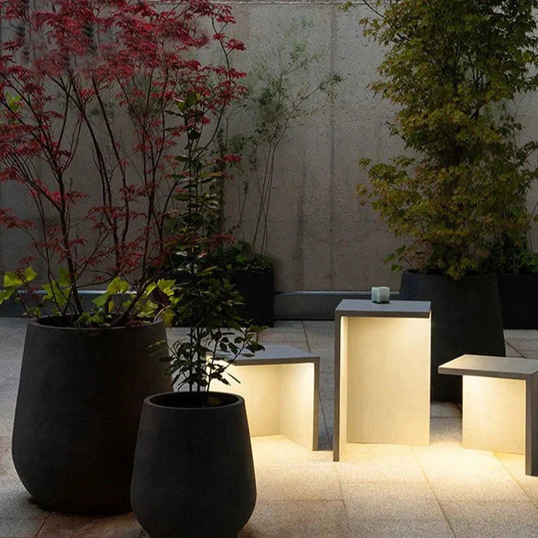 Illuminez votre Extérieur avec le Luminous Block élégant et Moderne