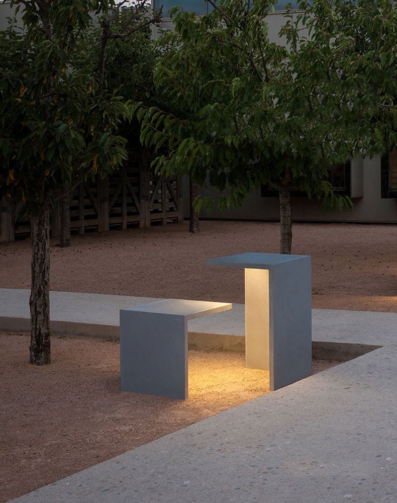 Illuminez votre Extérieur avec le Luminous Block élégant et Moderne