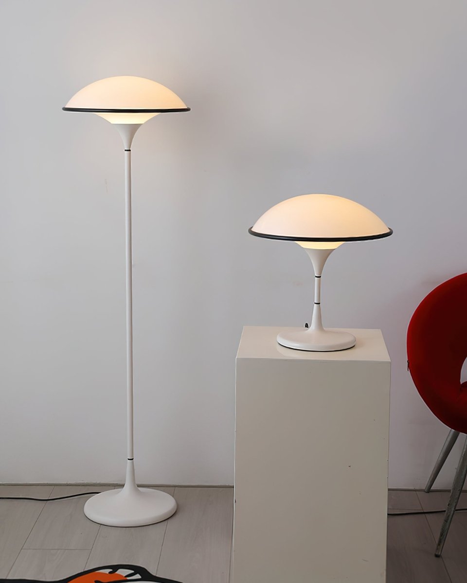 Nous Offrons la Lampe de Table Fontana, Alliant Rétro et Modernité