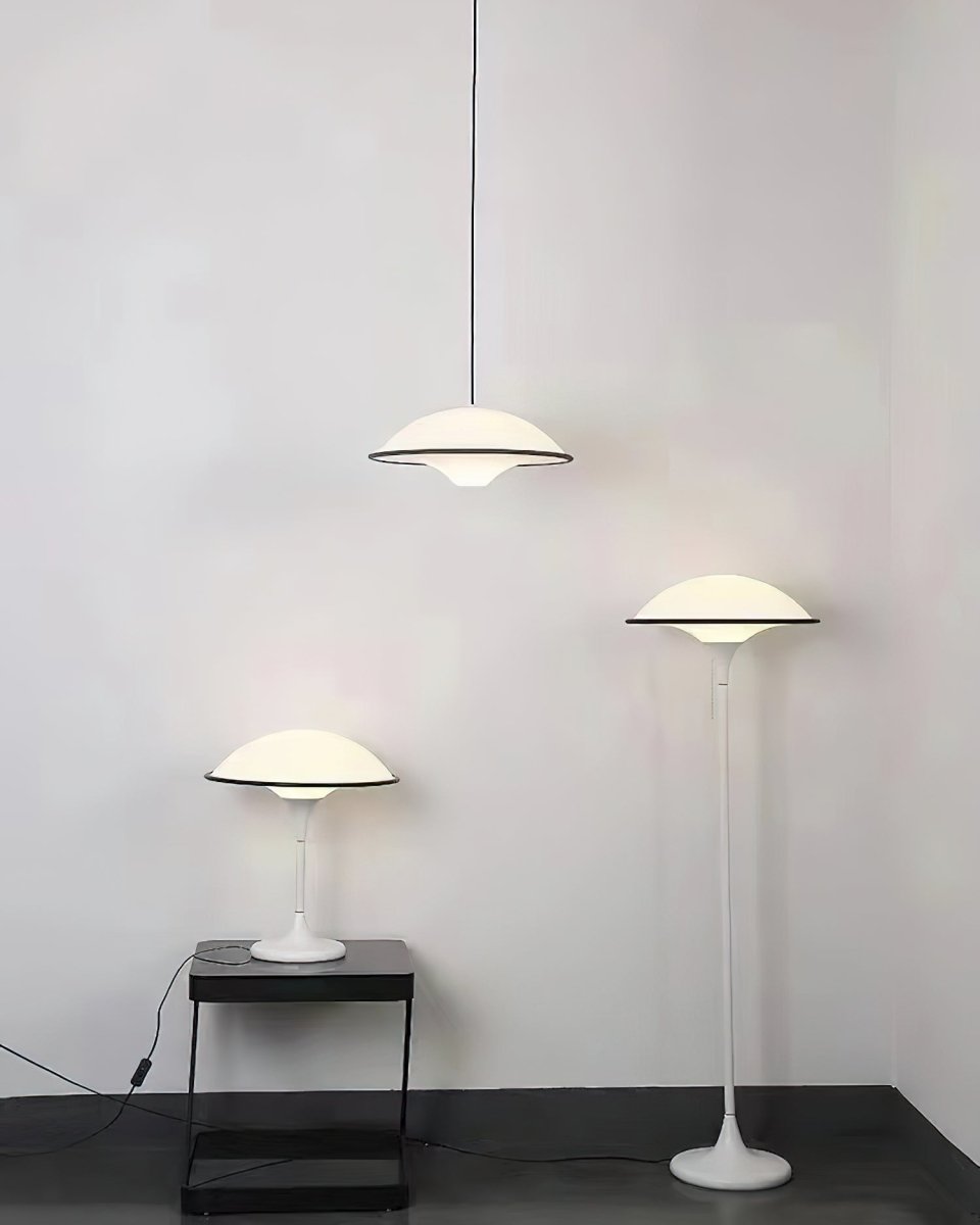 Nous Offrons la Lampe de Table Fontana, Alliant Rétro et Modernité