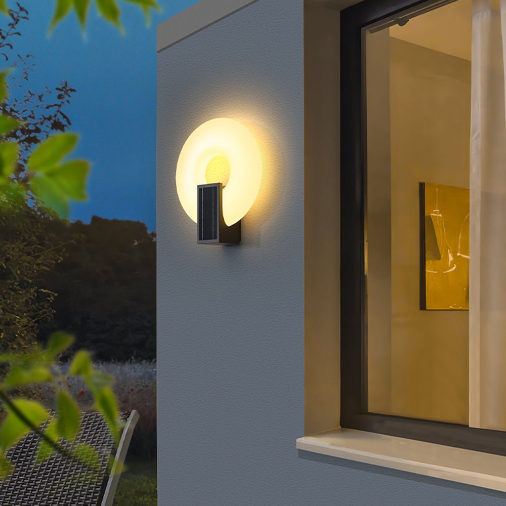 Apportez une Touche D'élégance avec Cette Lampe Extérieure Moderne
