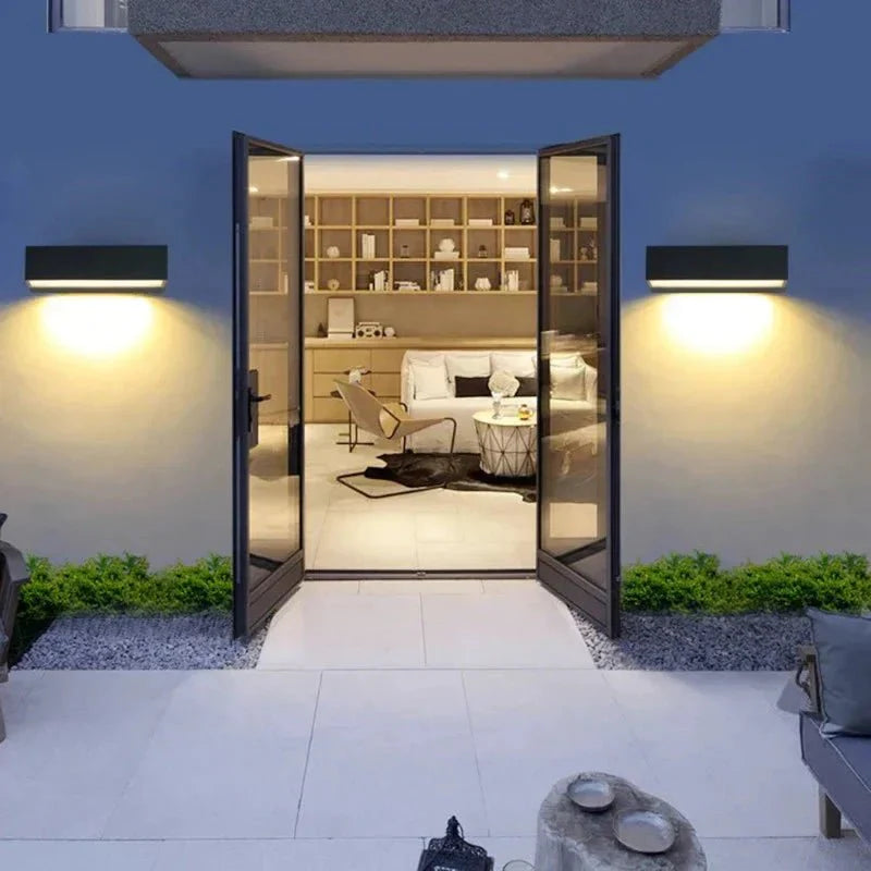 Lumiwall : éclairez avec Amour votre Extérieur Moderne et Accueillant