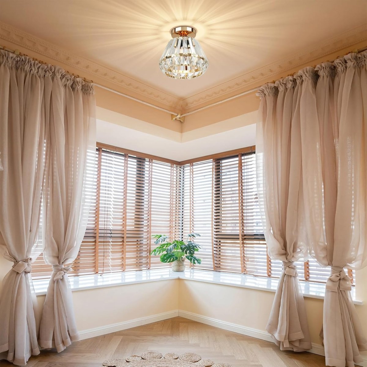 Laissez-vous Séduire par notre Lustre en Cristal Nordique de Luxe