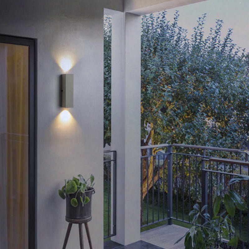 Lampe de Mur Extérieur Minimaliste en Zement et Acrylique