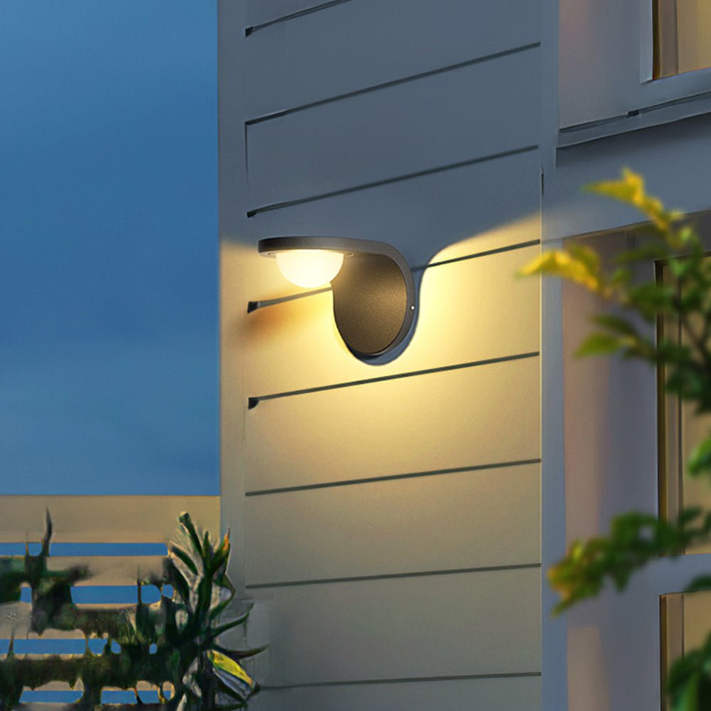 Lumineuse et Moderne : Parfaite pour Embellir votre Extérieur
