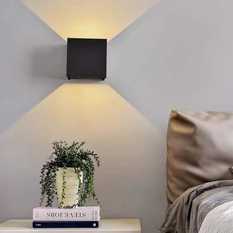 Apportez du Style à votre Espace avec la Lampe Led Réglable élégante