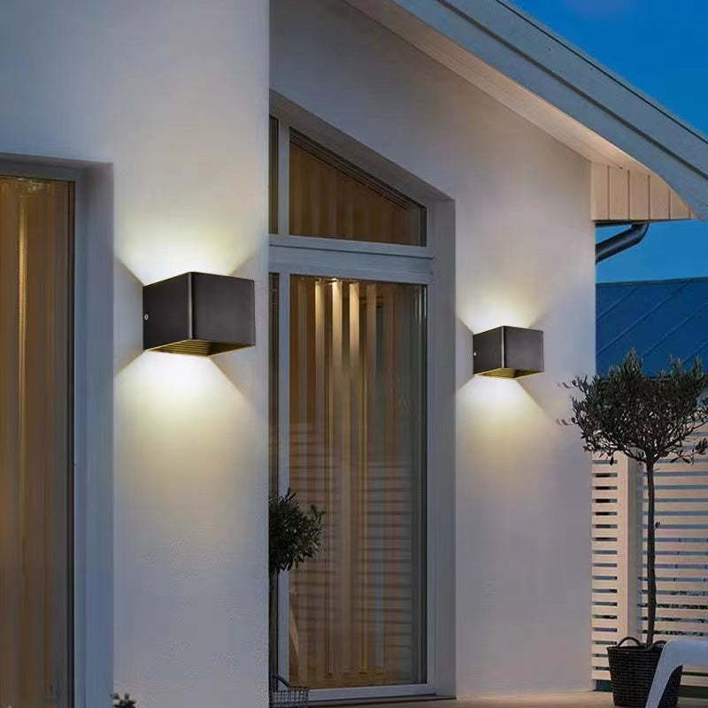 Apportez du Style à votre Espace avec la Lampe Led Réglable élégante