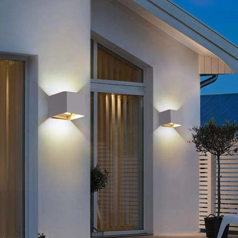 Apportez du Style à votre Espace avec la Lampe Led Réglable élégante