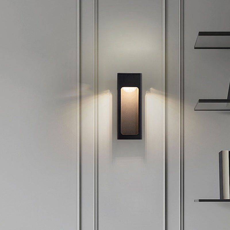 Éclairez votre Extérieur avec une Lampe Murale Géométrique Moderne pour la Installation