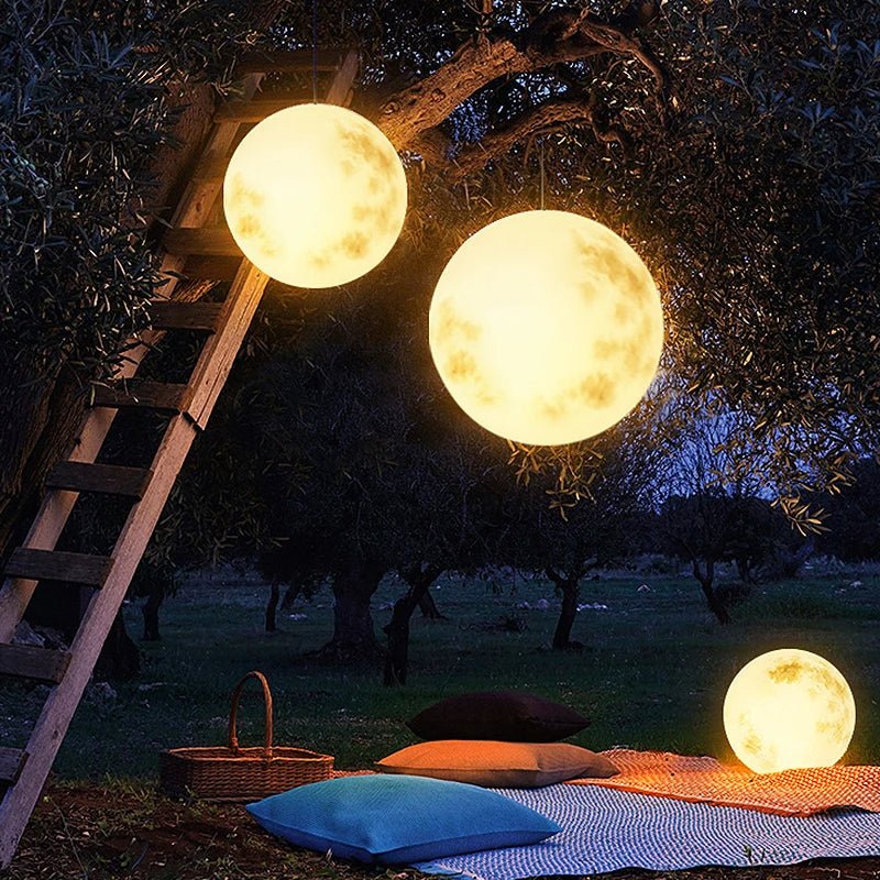 Découvrez la Magie de Die Moonlamp™ Gartenlampe pour votre Jardin