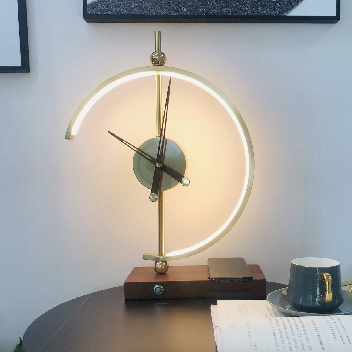 La Clock Lampe : élégance et Fonctionnalité pour chaque Pièce