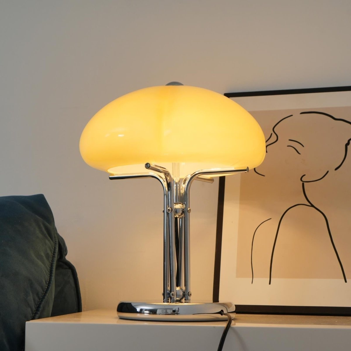 Laissez-vous Charmer par la Lampe Pilz Bauhaus de 30cm x Hauteur