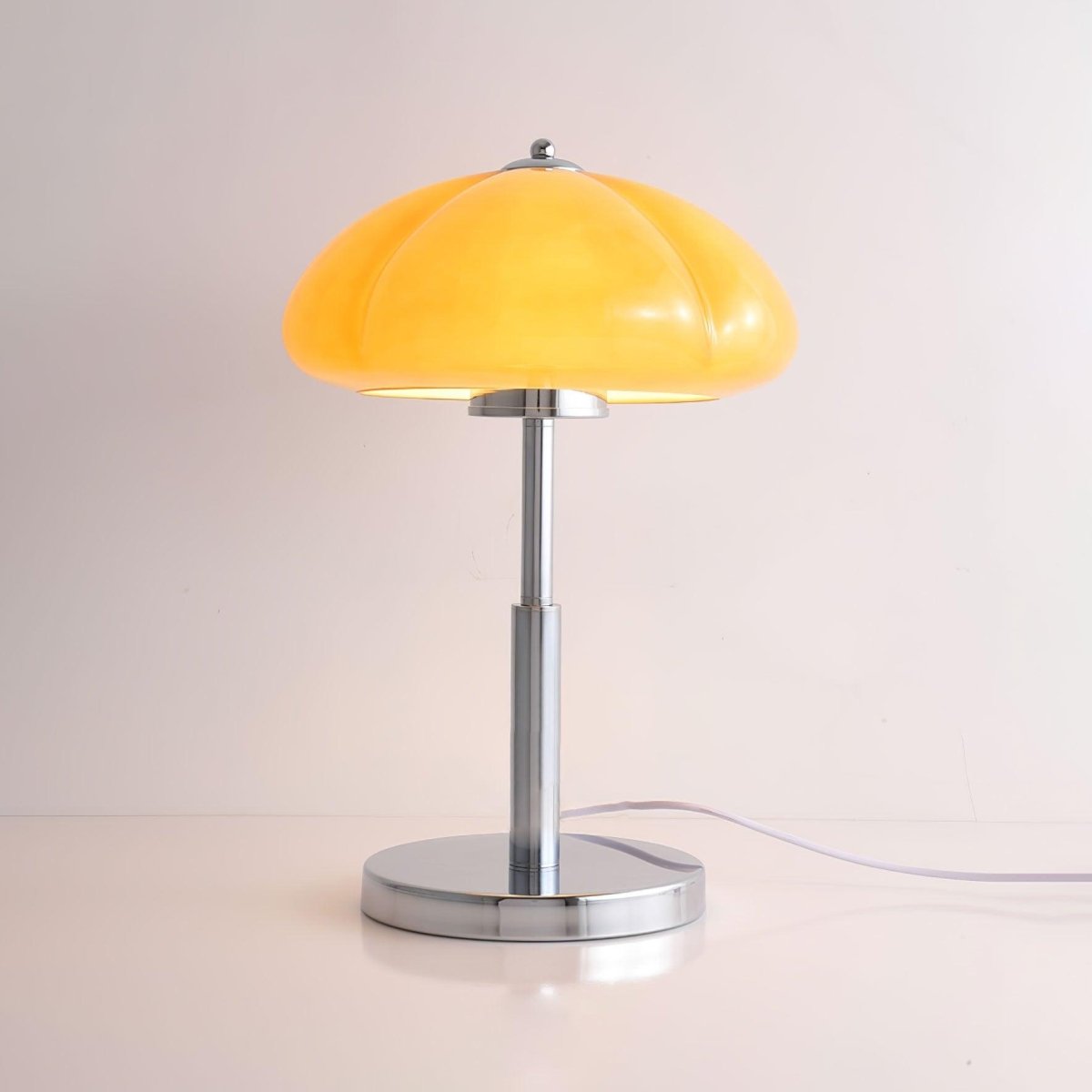 Laissez-vous Charmer par la Lampe Pilz Bauhaus de 30cm x Hauteur