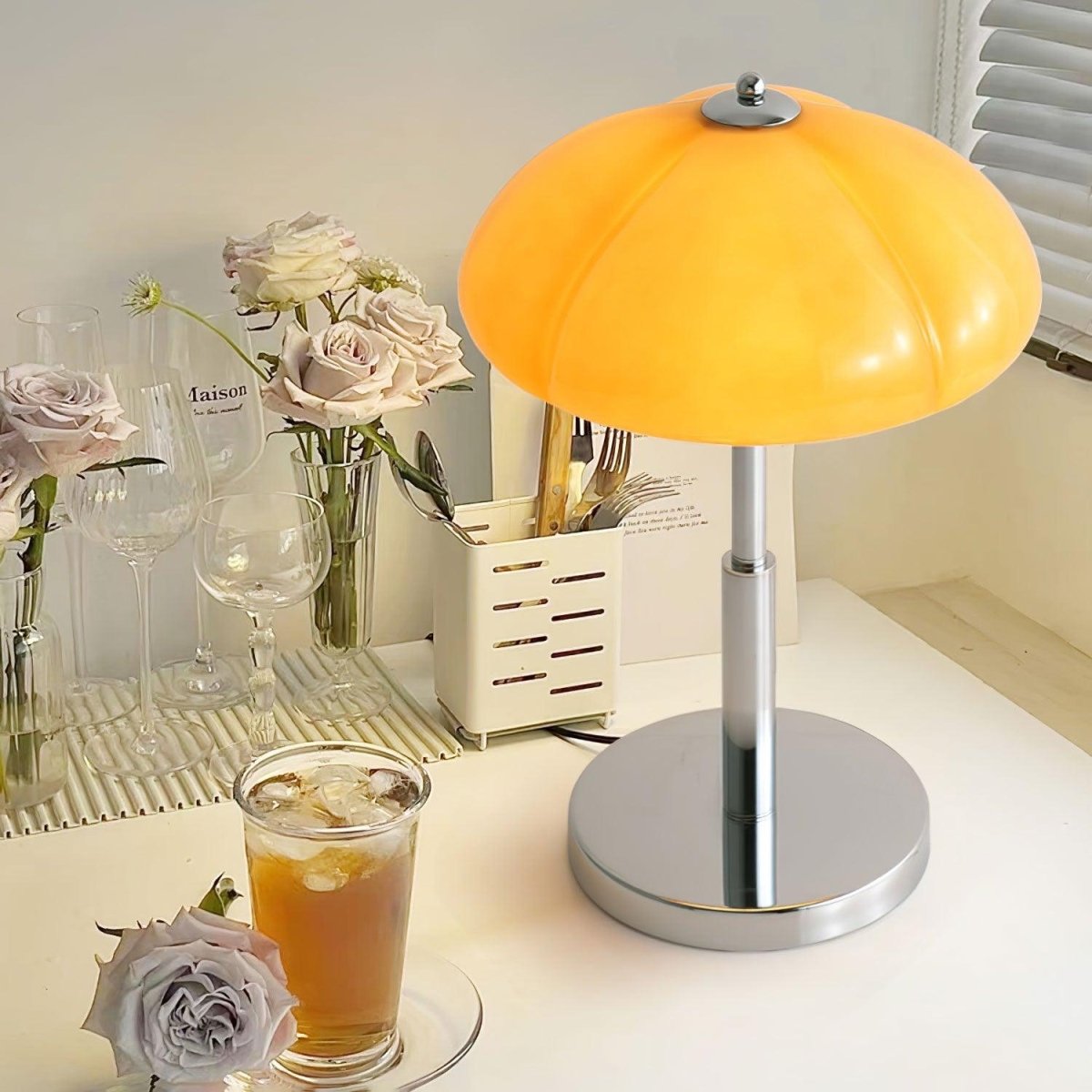 Laissez-vous Charmer par la Lampe Pilz Bauhaus de 30cm x Hauteur