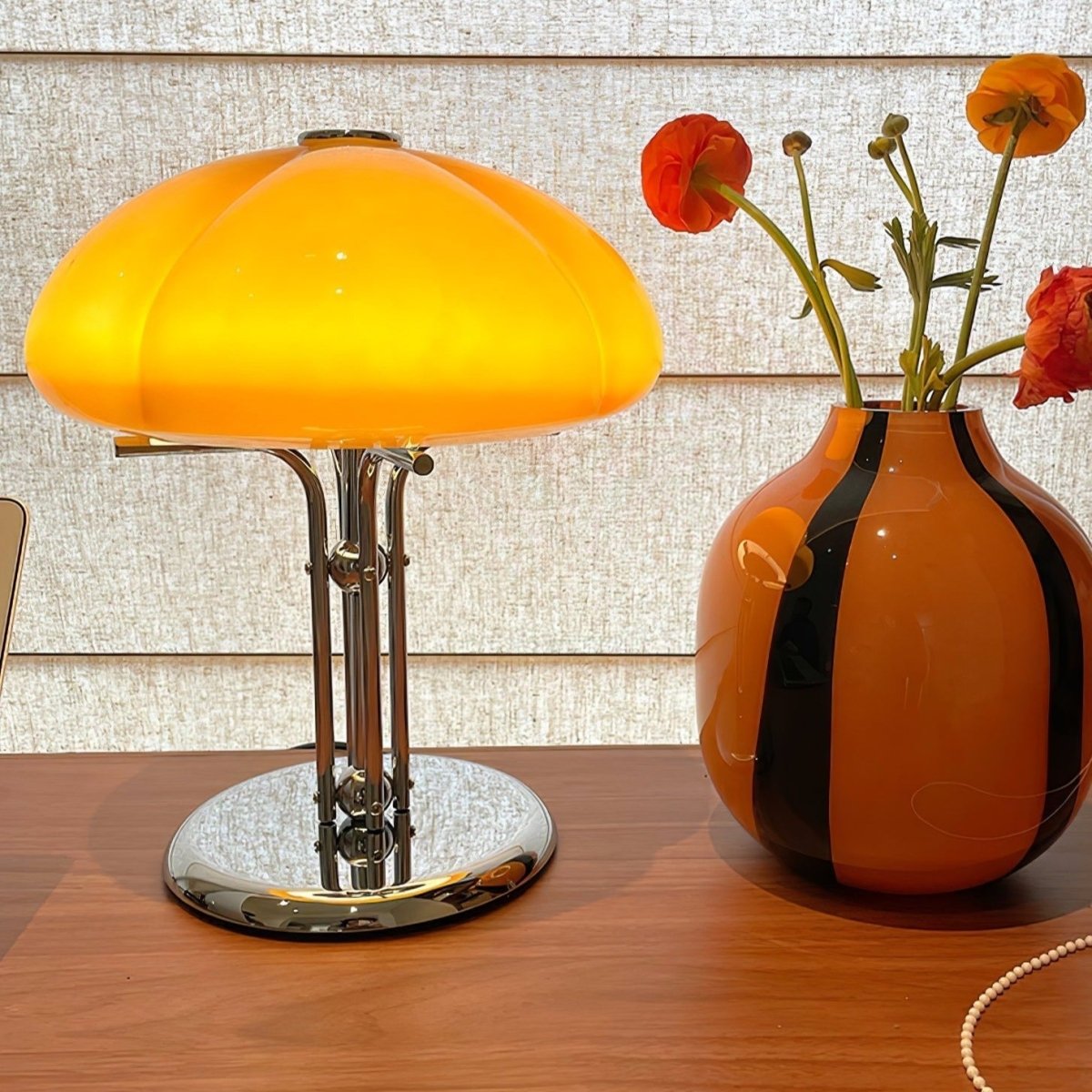 Laissez-vous Charmer par la Lampe Pilz Bauhaus de 30cm x Hauteur