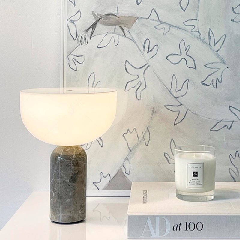 Illuminatez votre Espace avec la Beauté de la Lampe Raja en Marbre