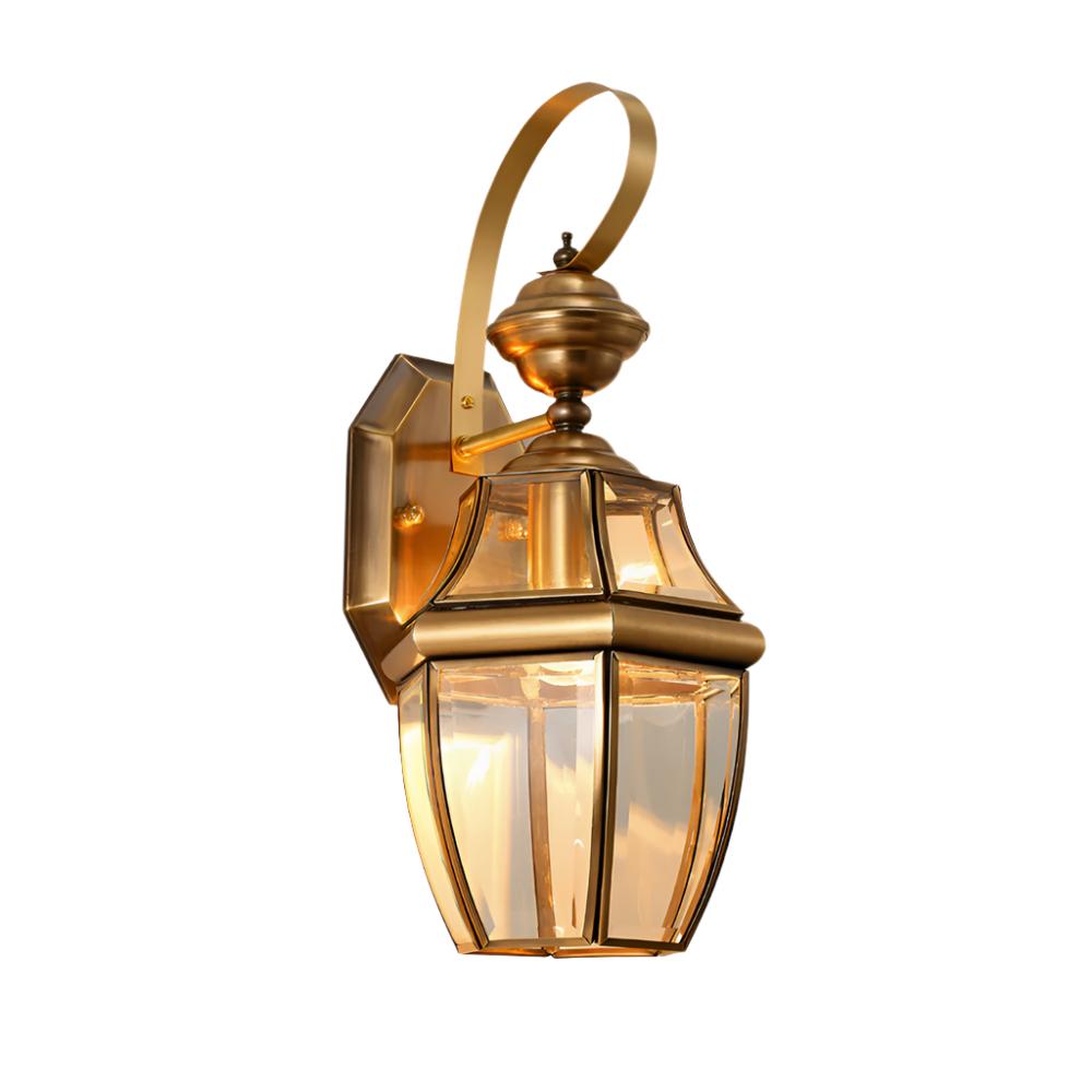 Éclairez votre Extérieur avec la Lampe Murale Retro Newbury élégante