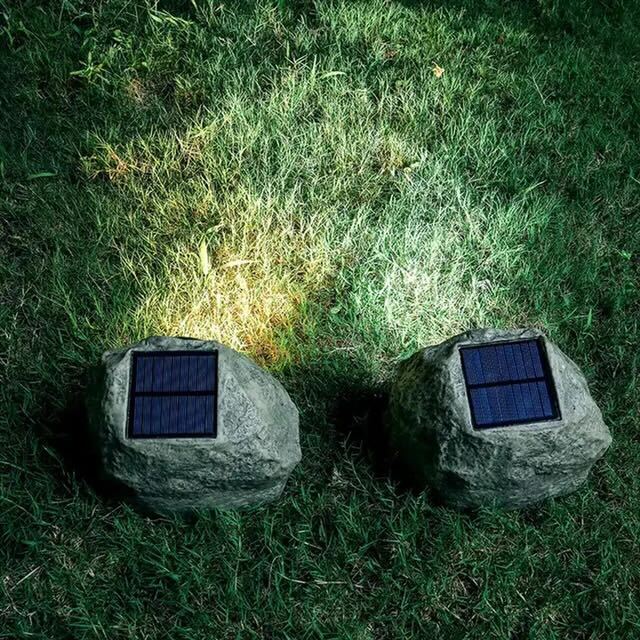 Illuminez votre Jardin avec la Solarleuchte Rocky Light qui S'intègre Parfaitement