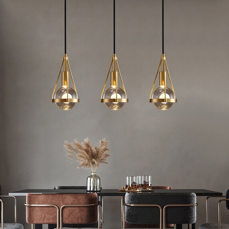Éclairez votre Espace avec la Lampe Pendante Rowan Nordic Gold