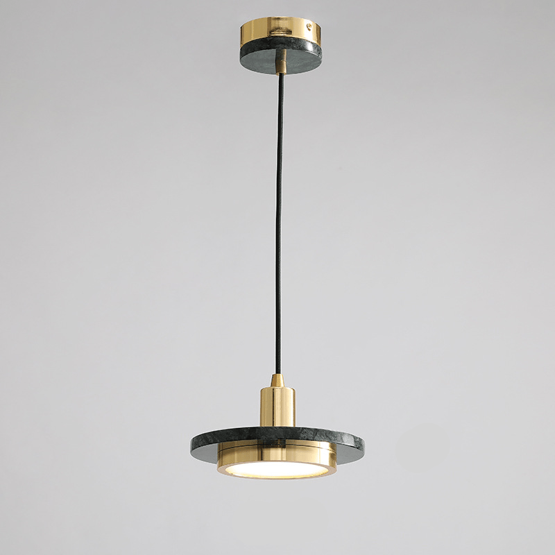 Lumineuse élégance: une Lampe en Marbre Raffinée et Moderne