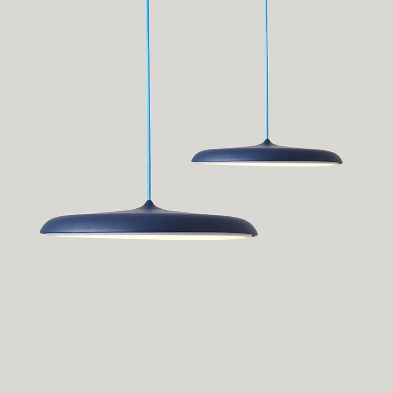 Lumière Suspendue élégante pour une Ambiance Chaleureuse à Table