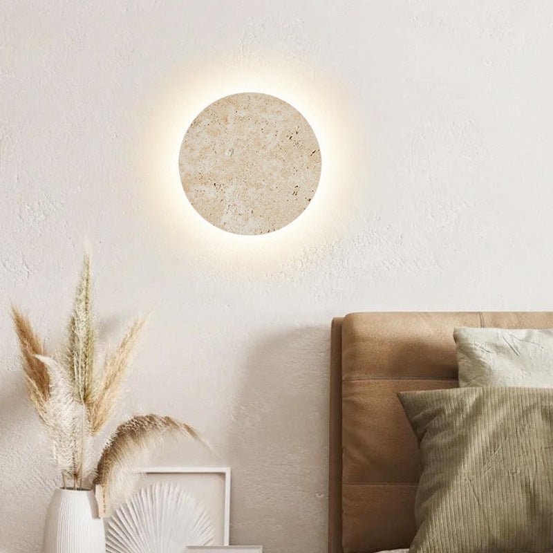 Apportez de la Chaleur avec la Lampe Murale Ronde en Travertin Stein