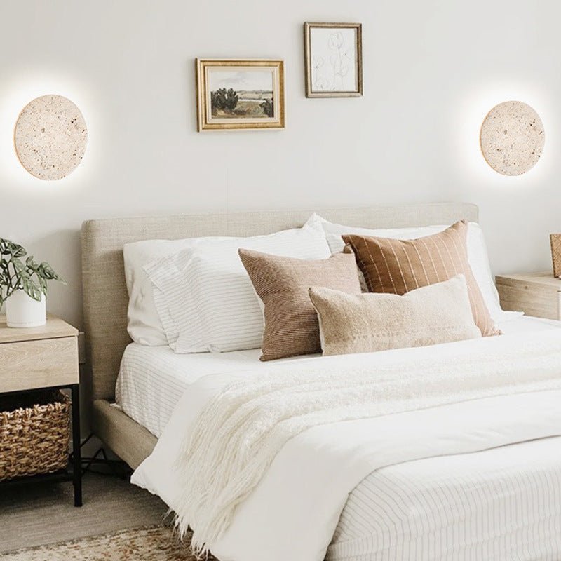 Apportez de la Chaleur avec la Lampe Murale Ronde en Travertin Stein