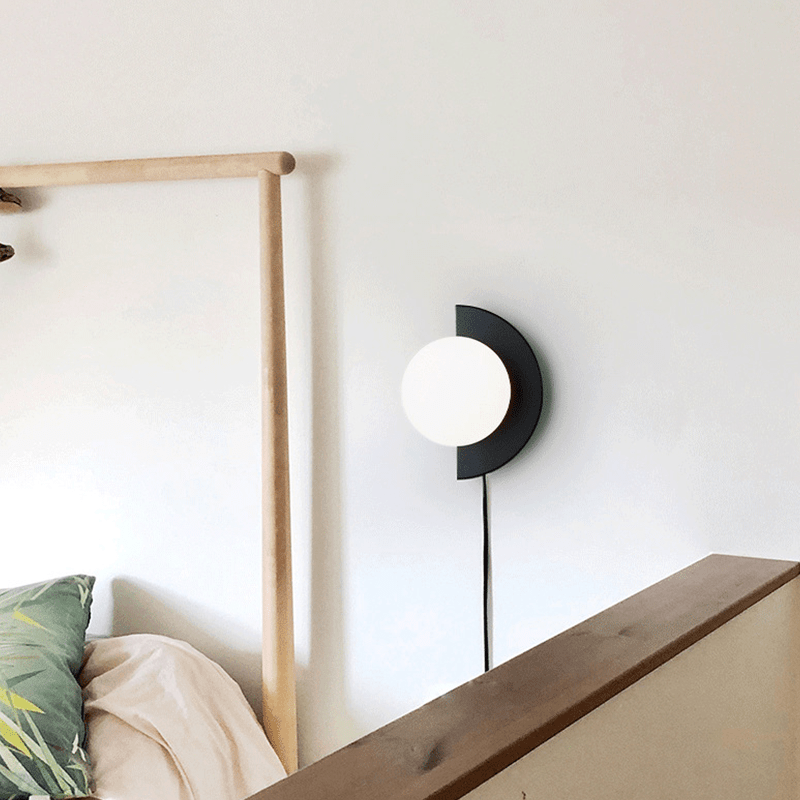 Lampe Murale Valentina: élégance Moderne pour votre Salon