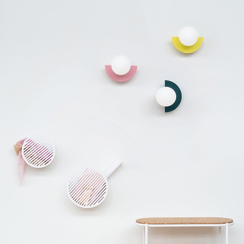 Lampe Murale Valentina: élégance Moderne pour votre Salon