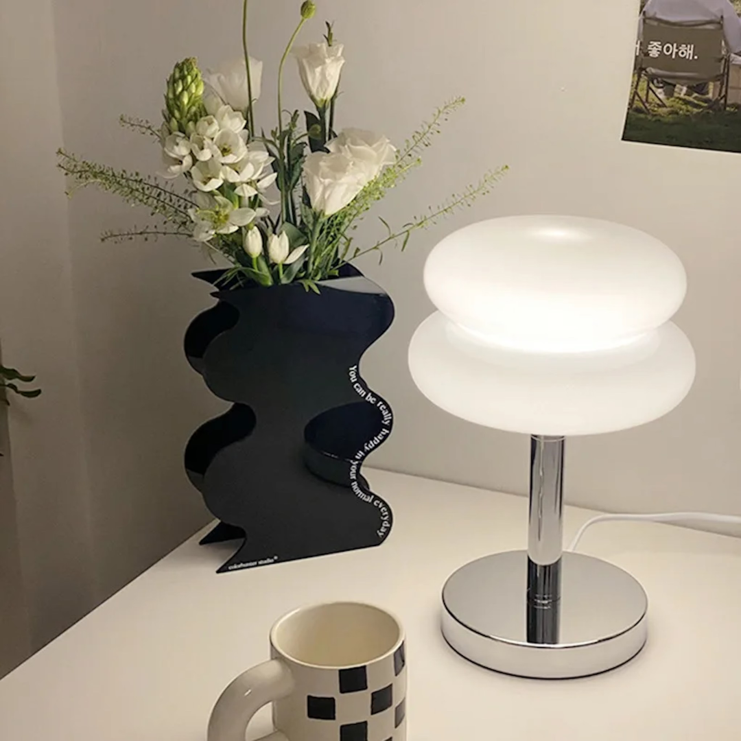 Chic Retro Glass Table Lamp