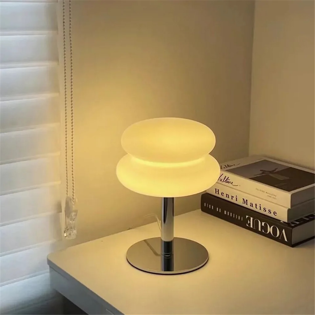 Chic Retro Glass Table Lamp