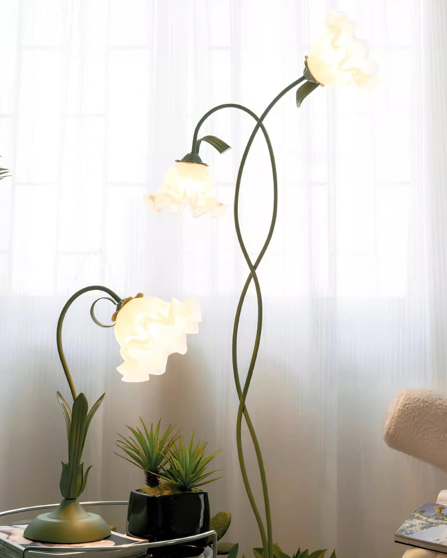 Calla Flowers Stehlampe