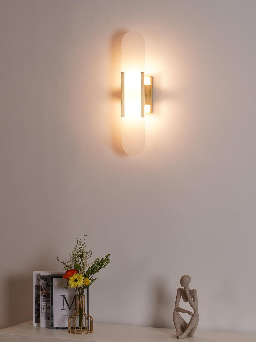 Langgestreckte Alabaster-Wandlampe Melange