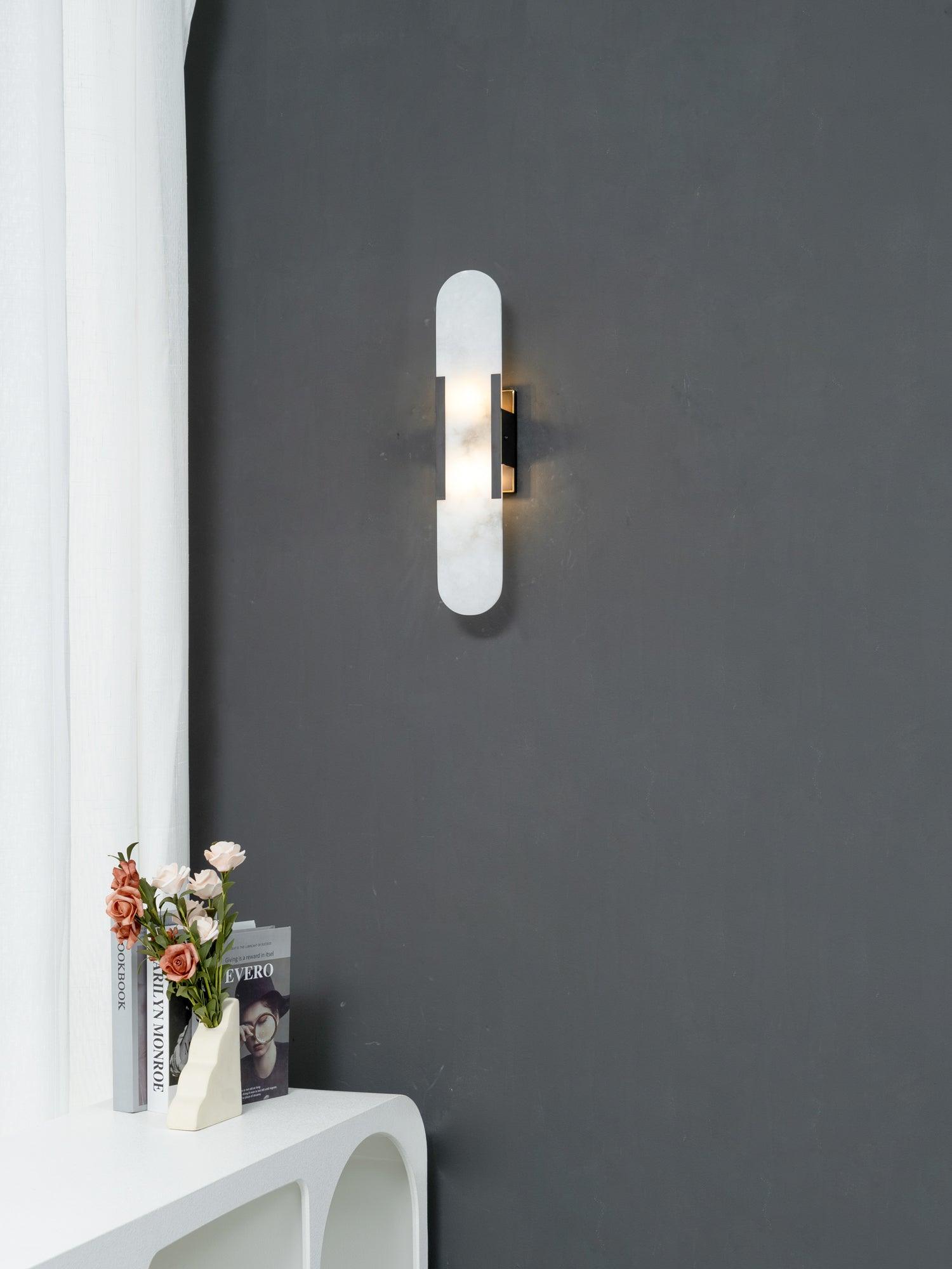 Langgestreckte Alabaster-Wandlampe Melange