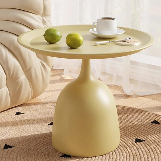 Moderner Tisch im marokkanischen Stil – Wohnzimmer