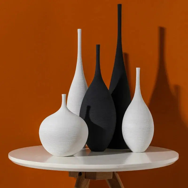 Vase Zen Minimaliste - Céramique Art Noir et Blanc fait Main Sosho