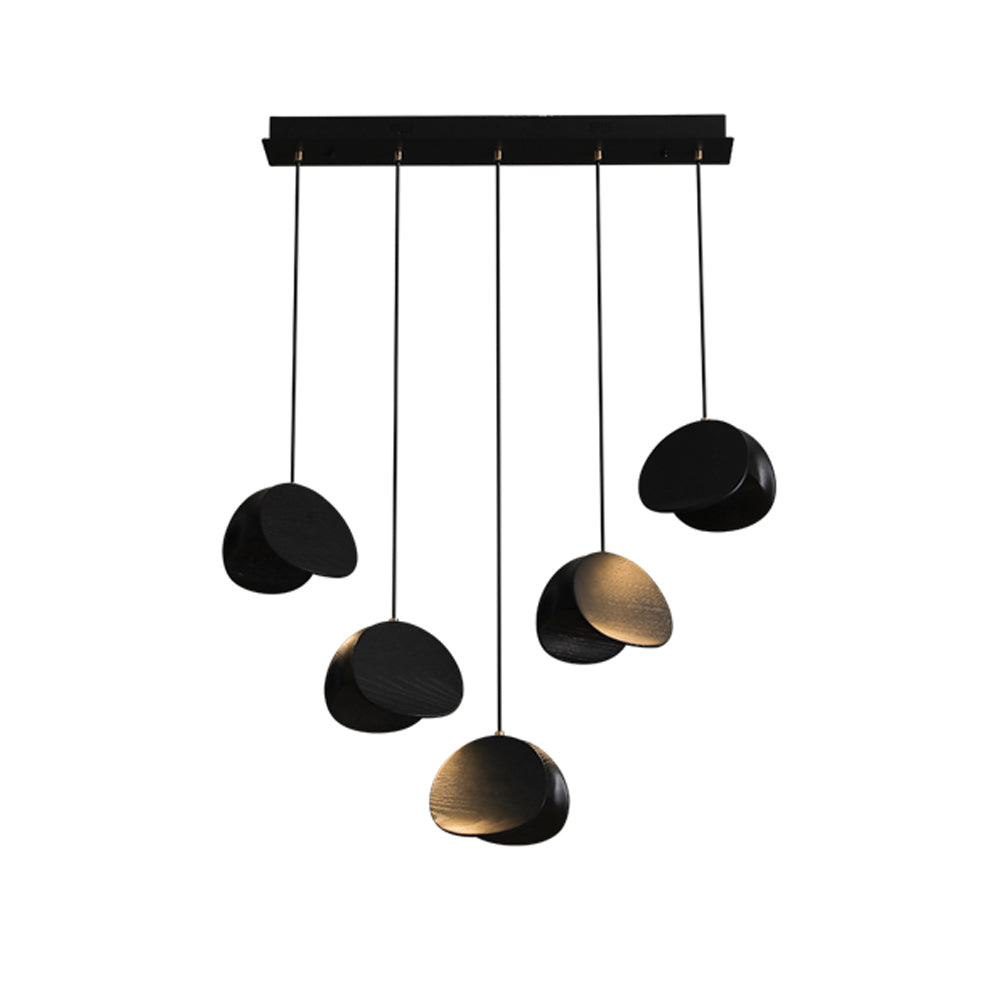 Elegant pendant light for a luxurious ambiance