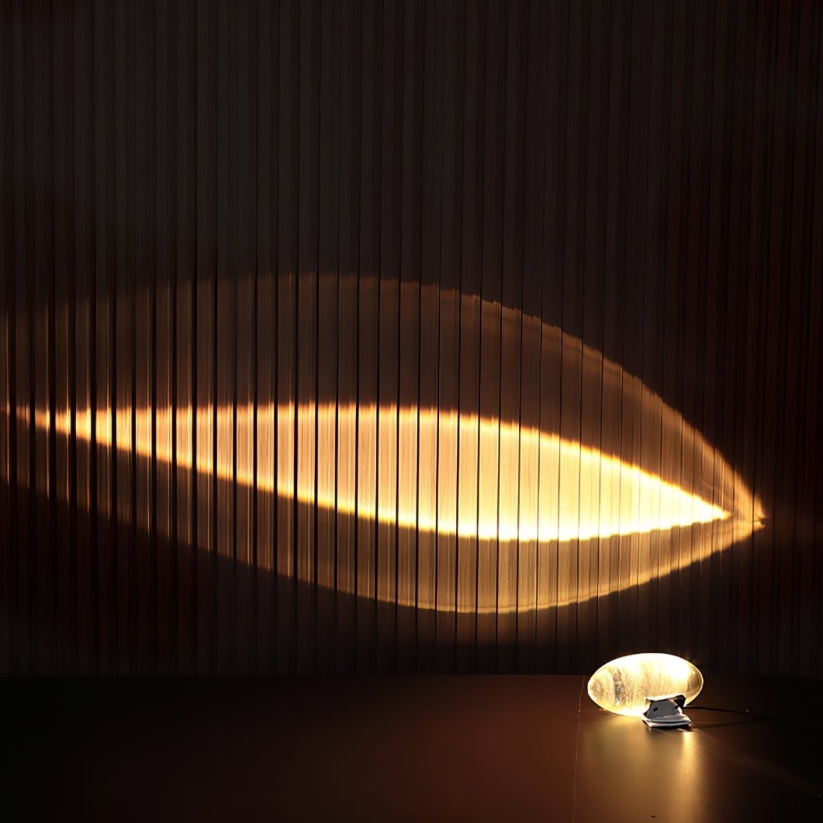 Elegant Aurora Table Lamp