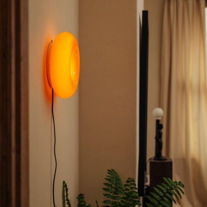 Bauhaus Donut Lights on the Wall and Table Lamp