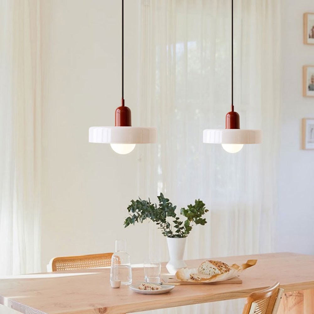 Bauhaus Pendelleuchte – Stilvolles Design aus Buntglas