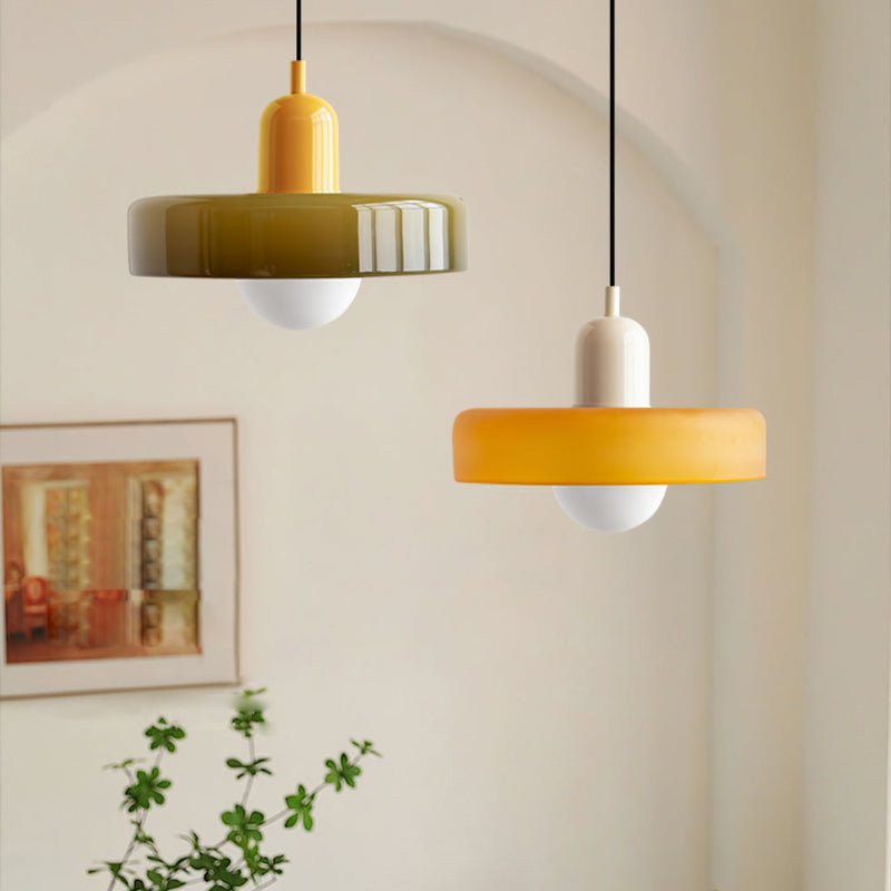 Bauhaus Pendelleuchte – Stilvolles Design aus Buntglas