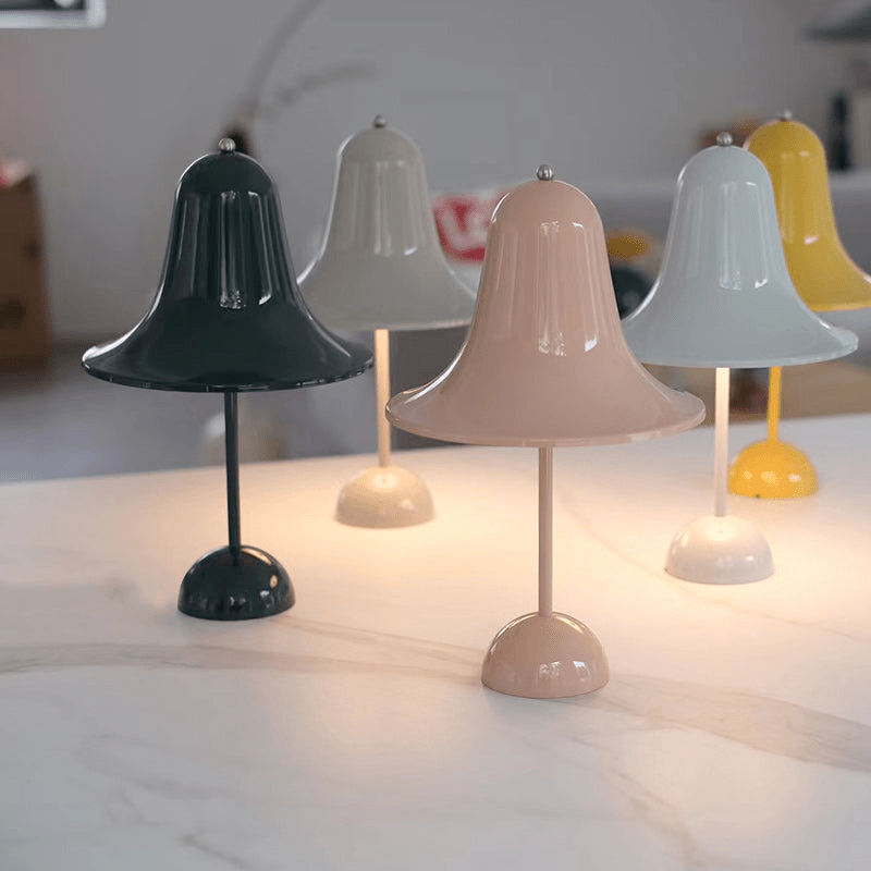 Kabellose Tischlampe im klassischen Design